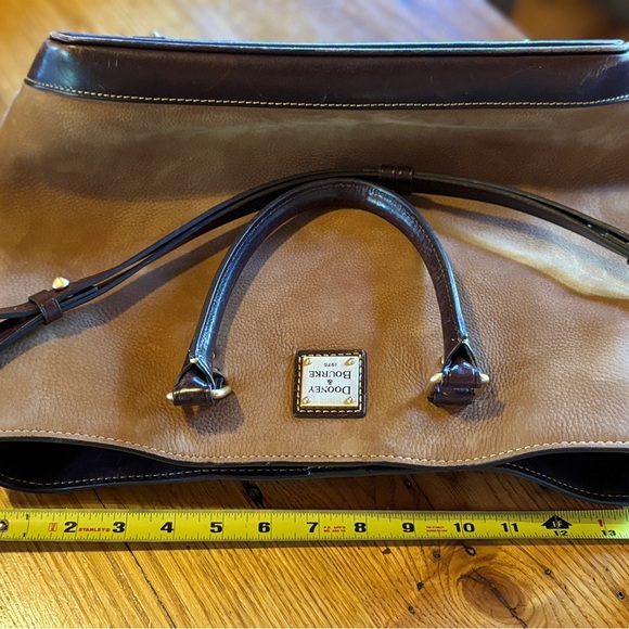 Dooney & Bourke Nubuck suede and leather Chelsea tote bag. Beautiful Fall bag - Picture 14 of 16